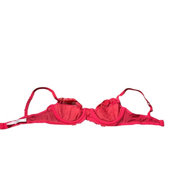 Victoria's Secret Vintage Red Lace Bra Size 36B - Picture 4 of 4
